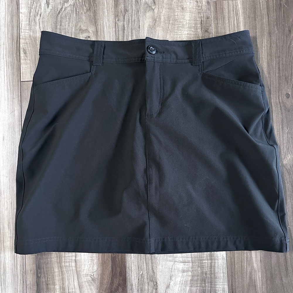 Eddie Bauer Women’s Golf/Tennis/Hiking Skirt Black Size 8